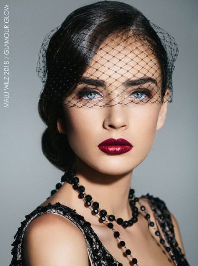 revlon_model_1553503989.jpg